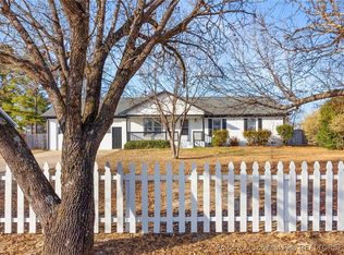 6250 Waldos Beach Rd, Fayetteville, NC 28306