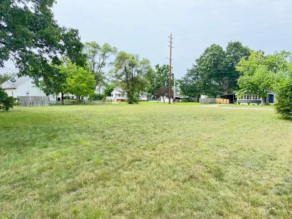 1710 Madison St, Muskegon, MI 49442