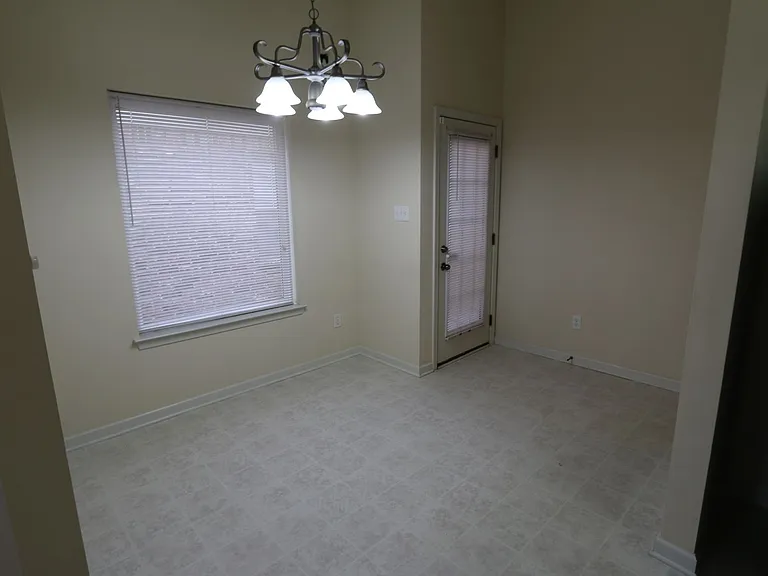 8579 Napoli Dr — Photo 4