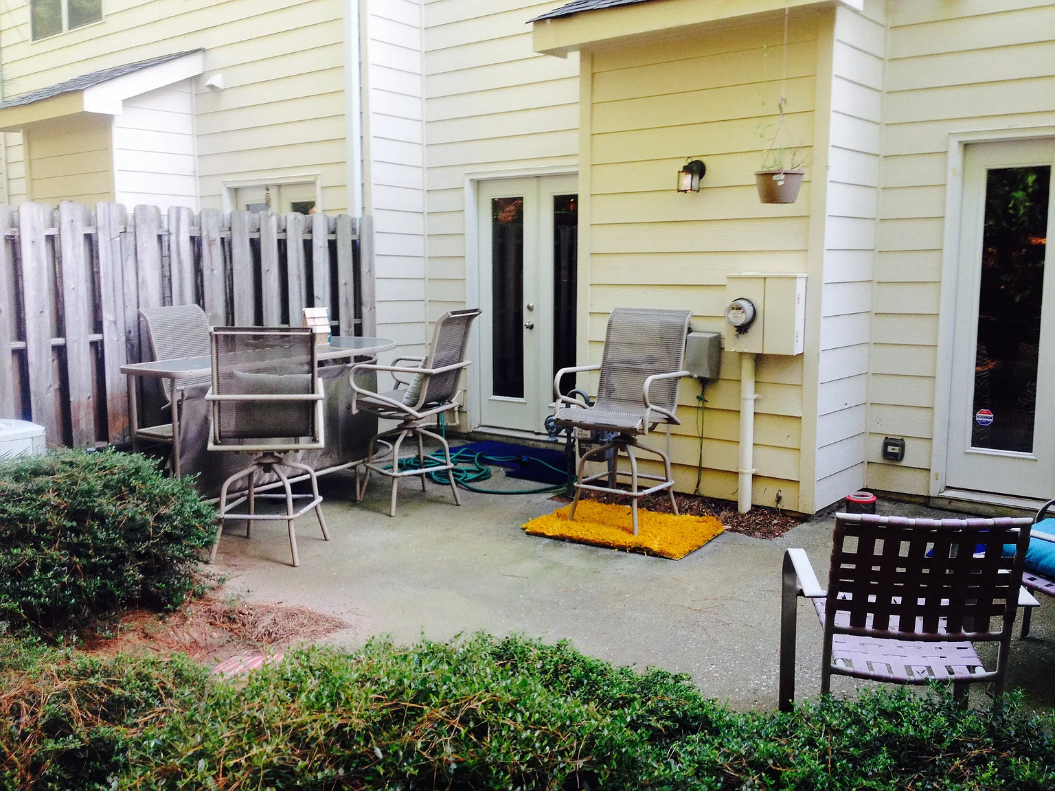 3 bed, 2.5 bath, 2000 sqft, $2,150 — Photo 4