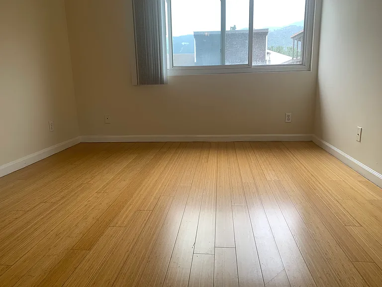 3220 Altura Ave #213 — Photo 11