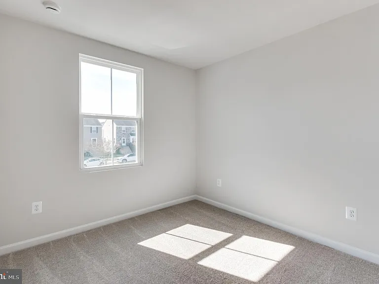 7301 Statesman Blvd — Photo 17