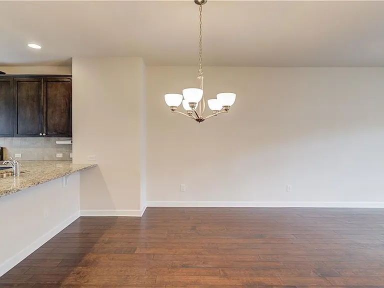 4258 Tacoma Trce — Photo 11