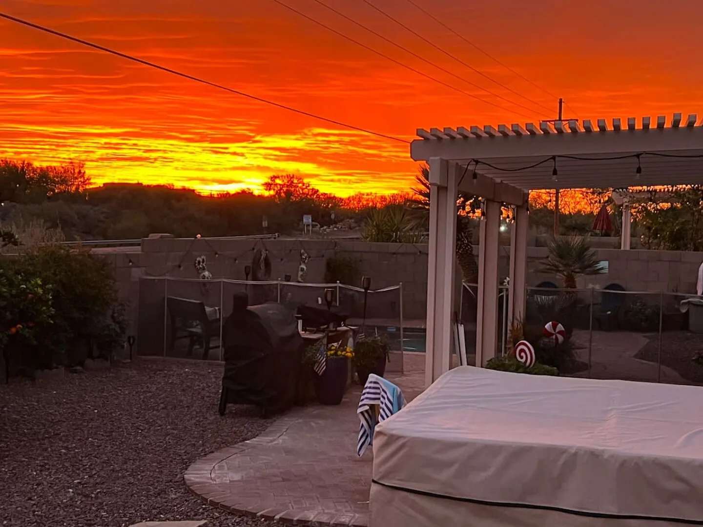 Beautiful Views, Pool/Spa, Prime Location! — Photo 2