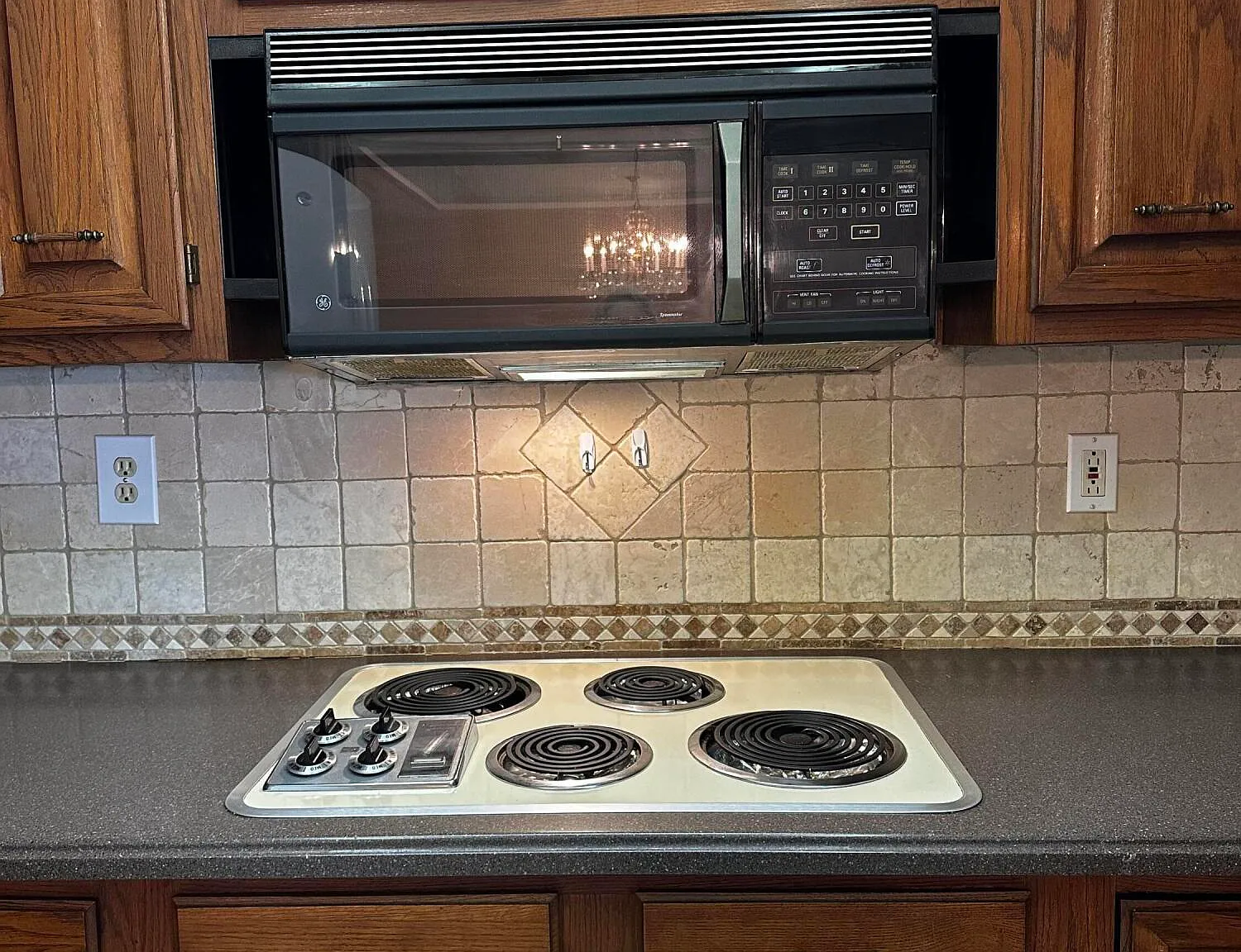 2 bed, 2.0 bath, 1264 sqft, $1,750 — Photo 3