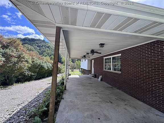 3rd image of 17970 Elk River Rd N