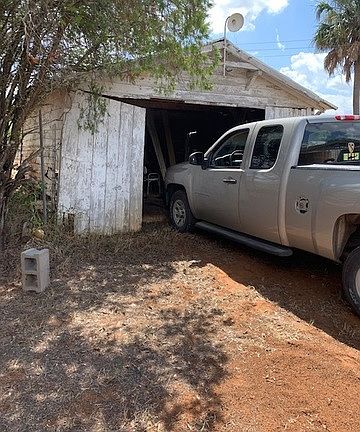 3rd image of 5415 County Road 136