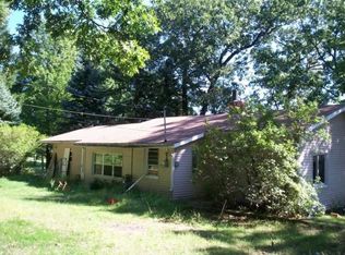50004 Wildwood Dr, Dowagiac, MI 49047