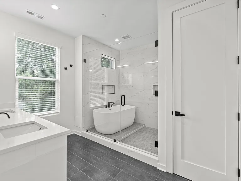 1408 Anderson St #C — Photo 27