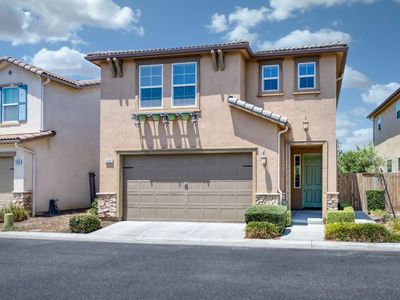 3292 W Illumination Dr, Fresno, CA, 93711