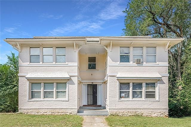 1st image of 316 Bellaire Ave