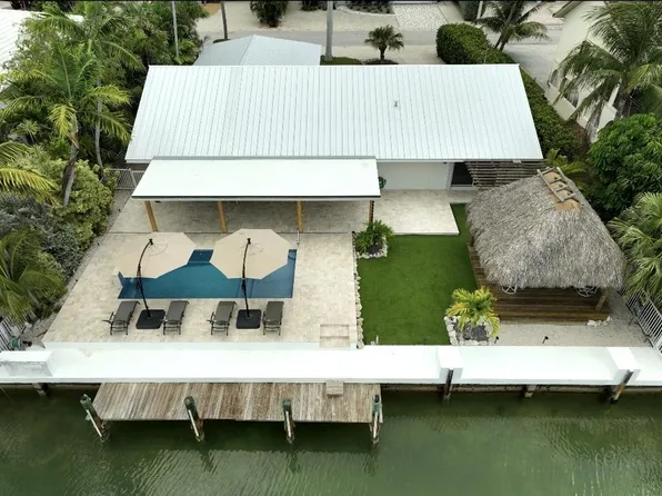 641 12th St, Key Colony Beach, FL 33051