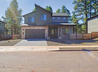221 W Virgo Dr, Flagstaff, AZ 86001