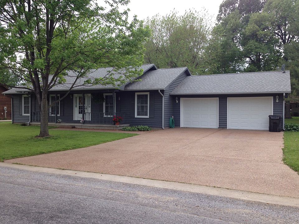 1st image of 9 Woodhaven Dr
