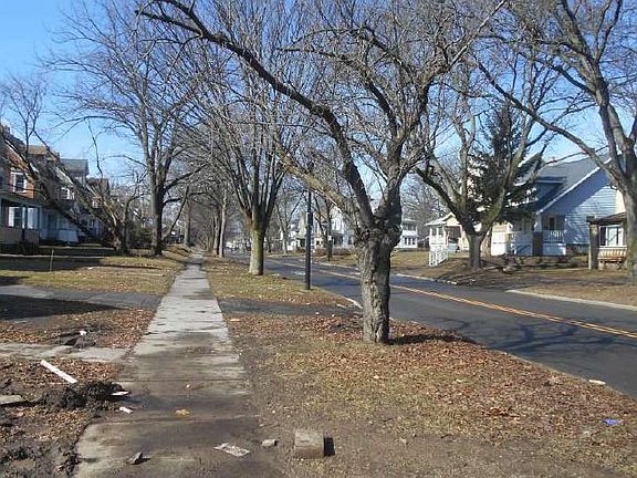 4th image of 177 Brooks Ave