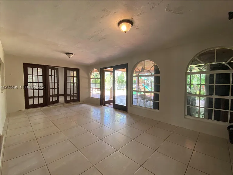 490 Bonaventure Blvd — Photo 15