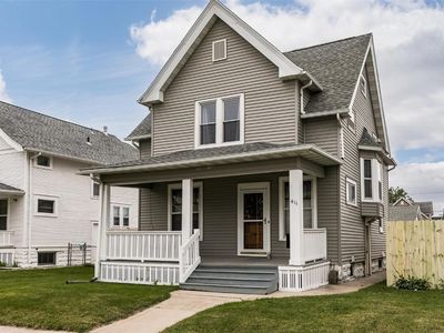 411 8th Ave SW, Cedar Rapids, IA, 52404