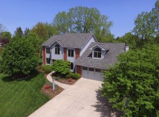 8630 Kings Mill Pl, Fort Wayne, IN 46804
