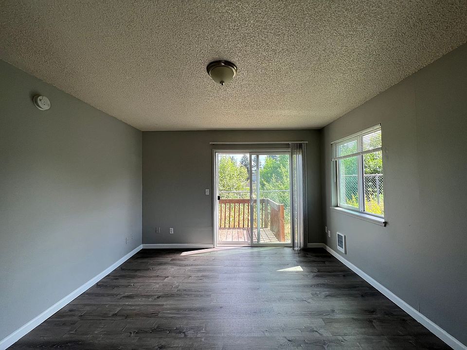 Ascot Place Apartments 110 & 114 SE 146th Ave Portland, OR Zillow