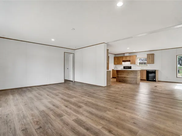 2047 Flat Rock Rd, Starr, SC 29684