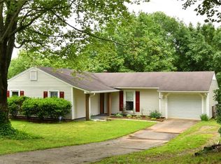 4050 Village Pl, Winston Salem, NC 27127