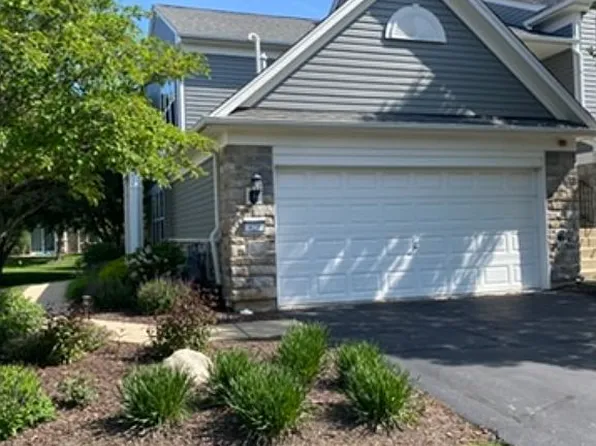 421 Valentine Way, Oswego, IL 60543