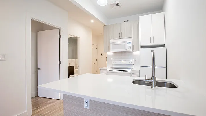 Rented by Nooklyn NYC LLC | media 55