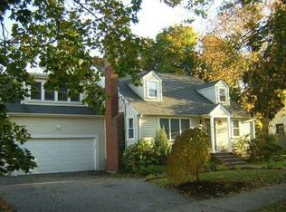 80 Albert Rd, Newton, MA 02466