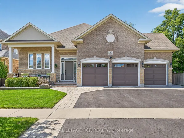 21 Corvinelli Dr, Whitby, ON L1M 0G7