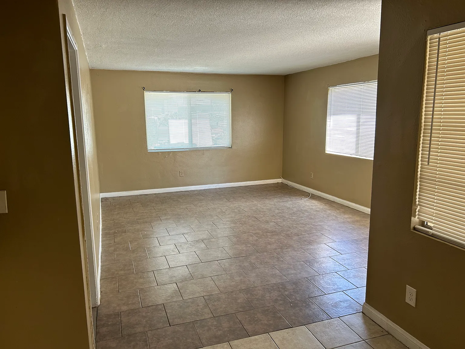 Marine Dr, Hemet — Photo 2