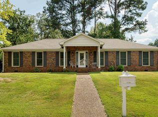 129 Regent Ln, Florence, AL 35630