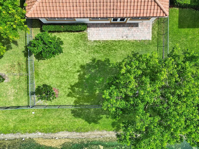 10340 Lake Vista Ct — Photo 100
