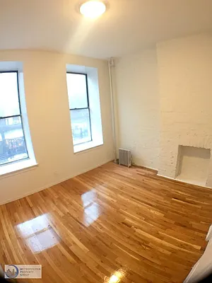 Rented by Metropolitan Property Group | media 16