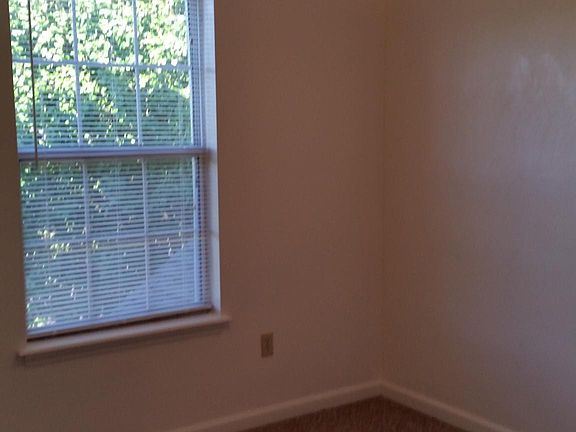 4th image of 1431 Christine Ct #1431
