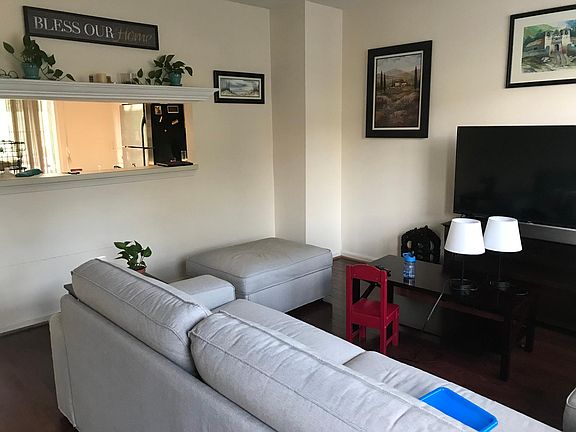 4th image of 6612 High Valley Ln