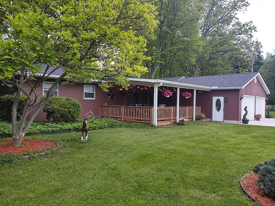 2nd image of 77 N Winding Dr