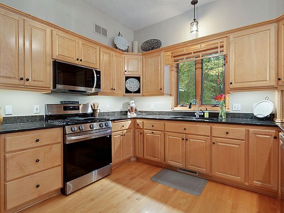 5th image of 26620 143rd St NW
