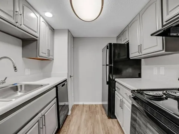 The Rylan Apartments, 3105 Edenborn Ave #C41b1d3b6, Metairie, LA 70002