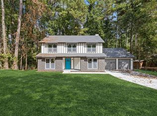 691 Paden Mill Trl, Lawrenceville, GA 30044