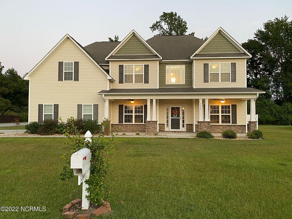 1st image of 2887 Oakwood Dr