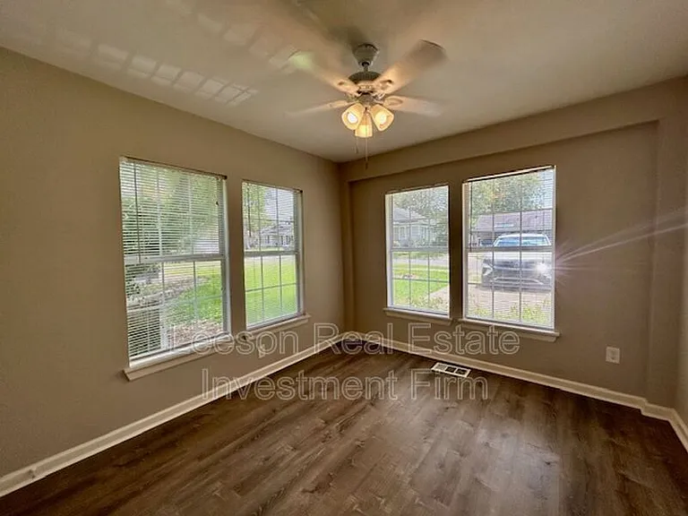 720 Delaware St #SHREVEPORT — Photo 10