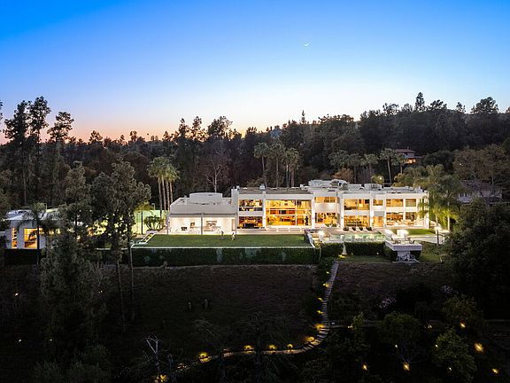 5th image of 300 N San Rafael Ave