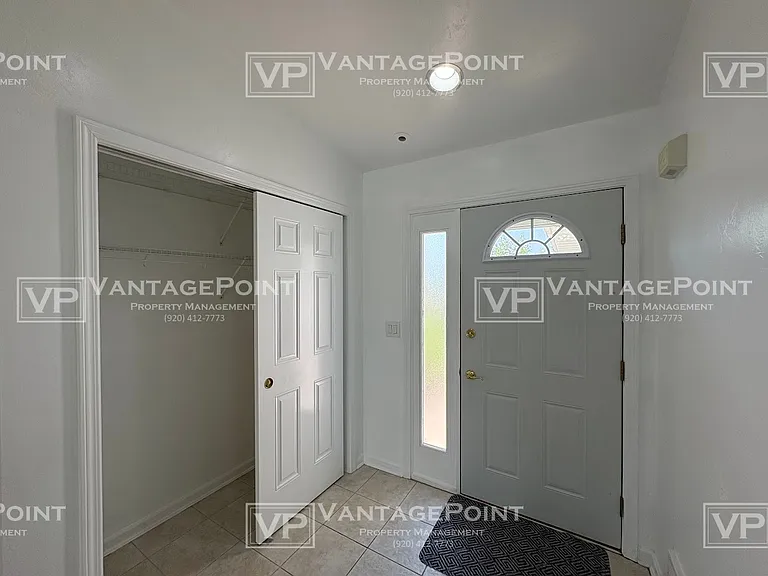 1684 Twin Lakes Cir #1 — Photo 11