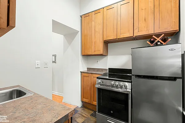 Rented by Brown Harris Stevens | media 3