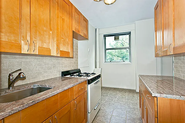 Sold by Brown Harris Stevens | media 21