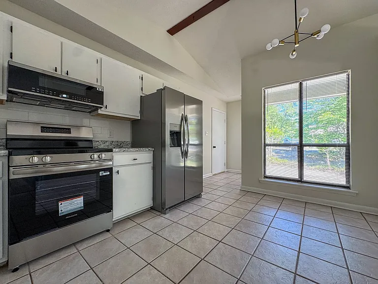 1715 Arrow Ridge Way — Photo 10