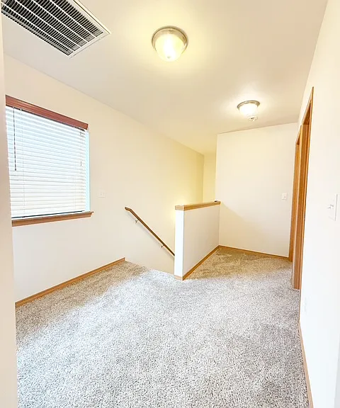 317 NE Miramar Cir #1 — Photo 19