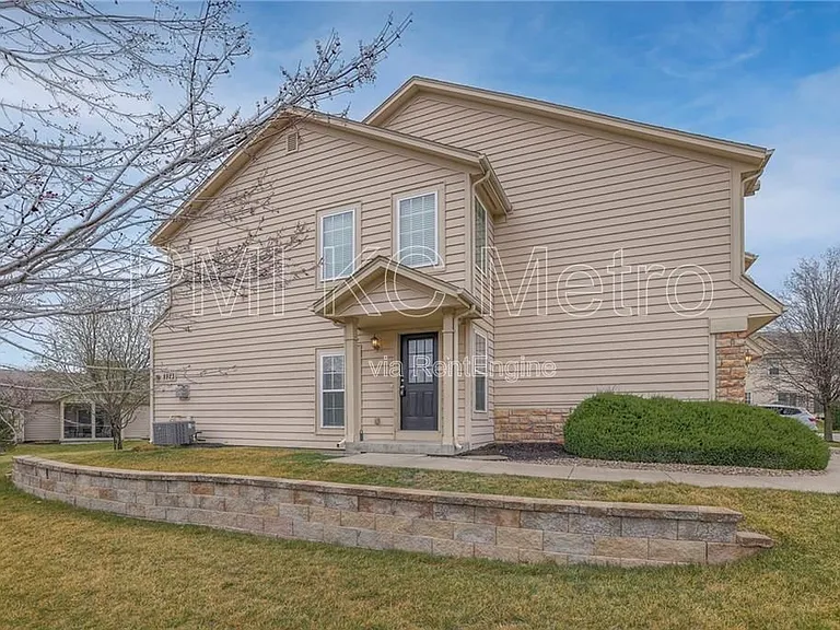 8921 Inkster St — Photo 2