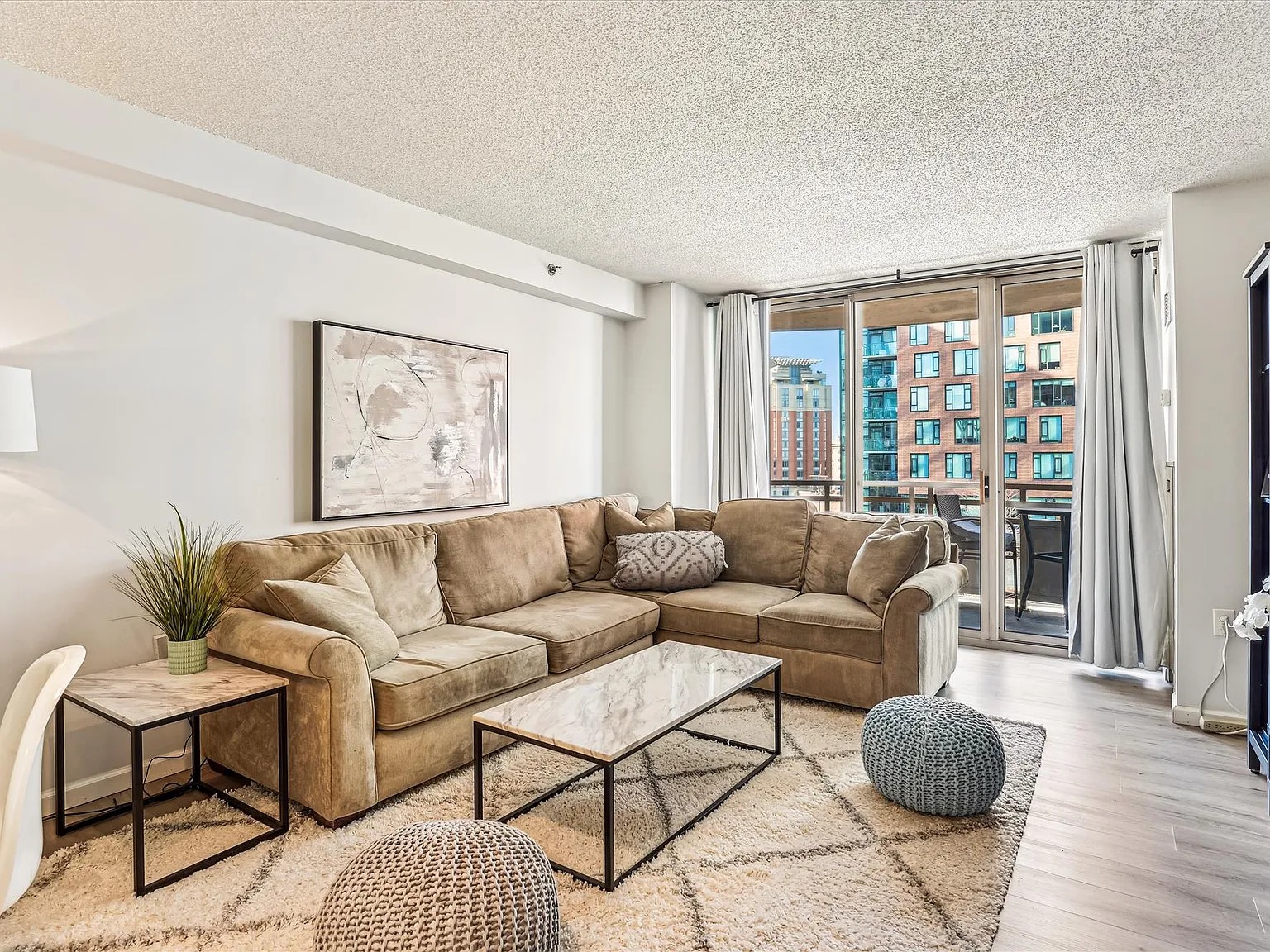 4801 Fairmont Ave — Photo 4