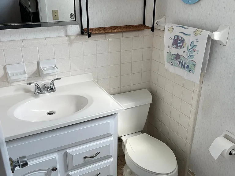2596 Tulane Ave #1 — Photo 11